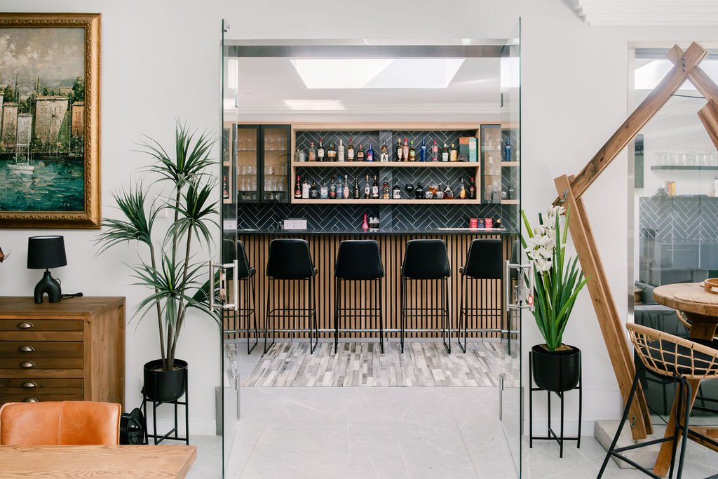 Frameless glass partition doors